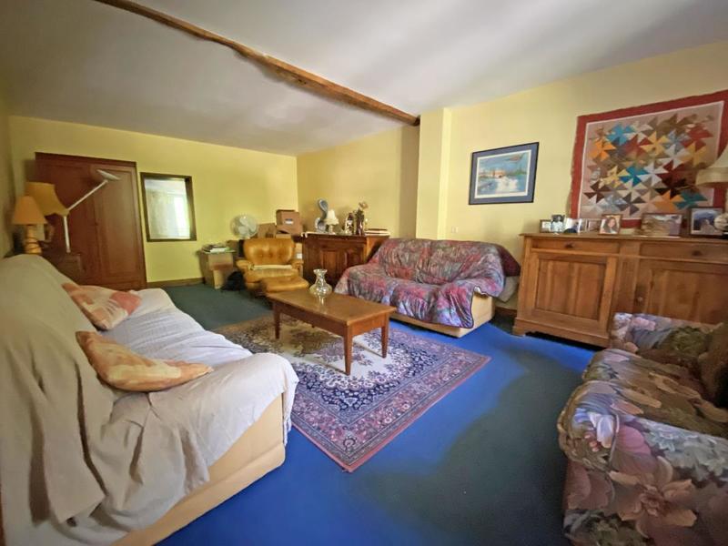 Maison - 105 m² - 4 pièces