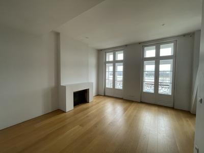 Appartement - 129 m² - 4 pièces