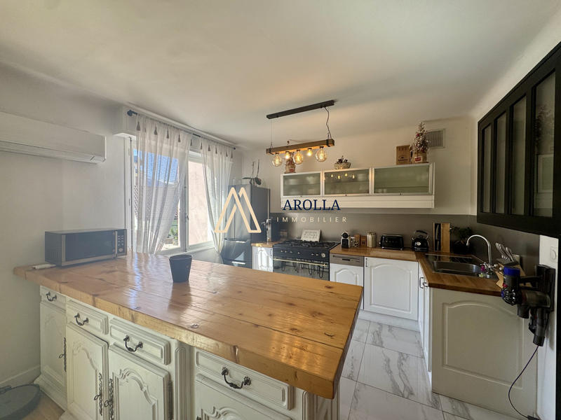 Appartement - 84 m² - 4 pièces