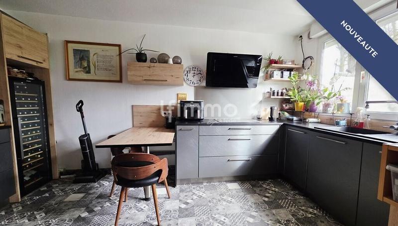 Appartement - 80 m² - 3 pièces