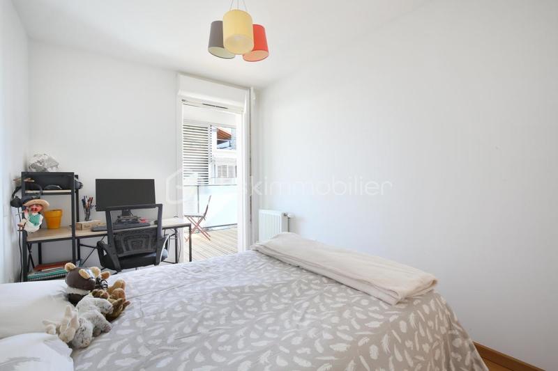Appartement - 90 m² - 4 pièces