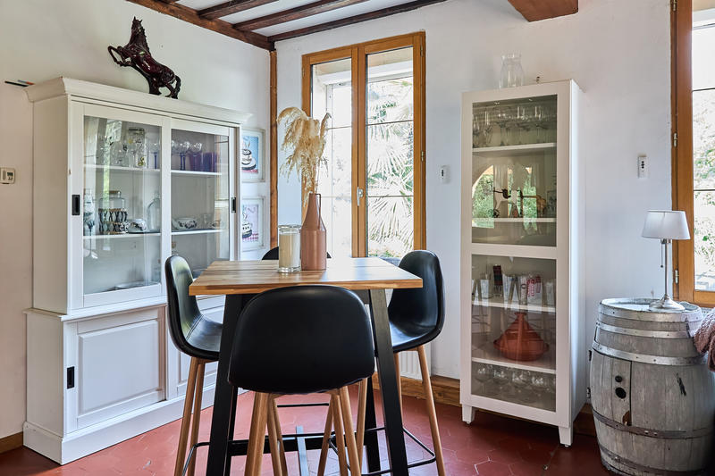 Maison - 211 m² - 7 pièces