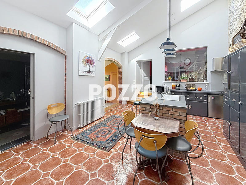 Maison - 289 m² - 6 pièces