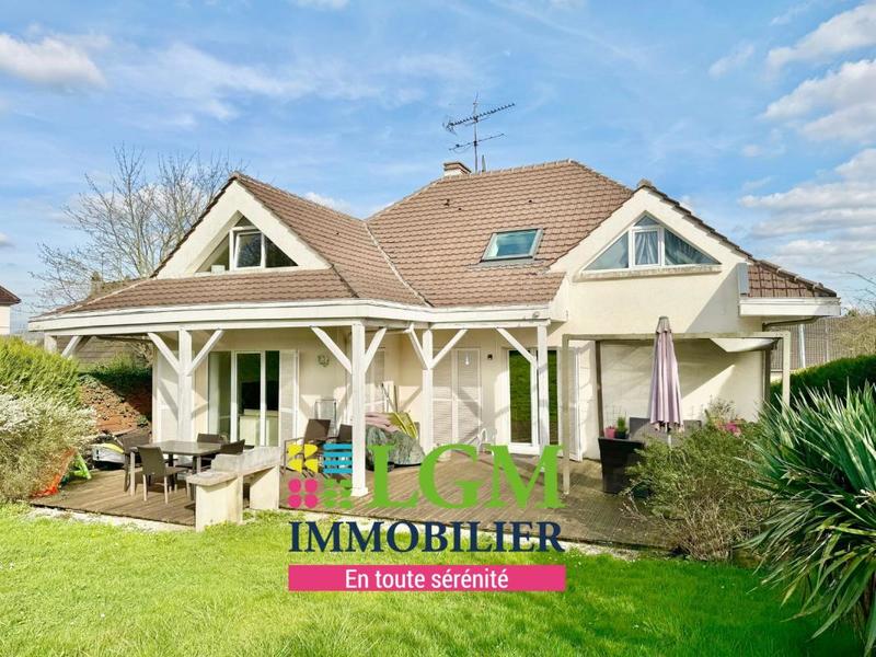 Maison - 200 m² - 5 pièces