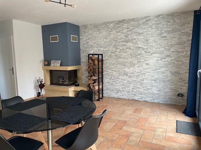 Maison - 104 m² - 5 pièces