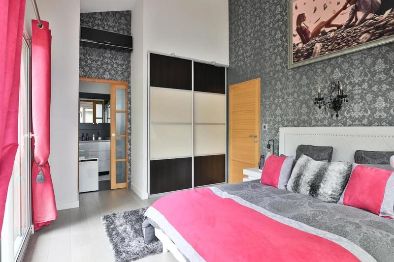 Maison - 180 m² - 6 pièces