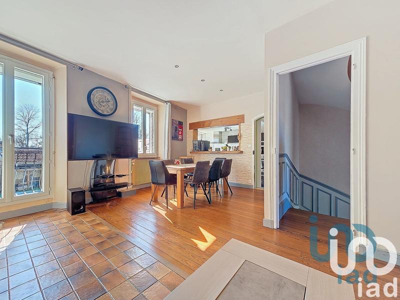 Maison de ville - 200 m² - 9 pièces