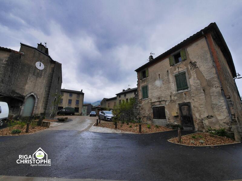 Maison en pierre - 115 m² - 6 pièces