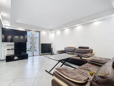 Maison - 112 m² - 7 pièces