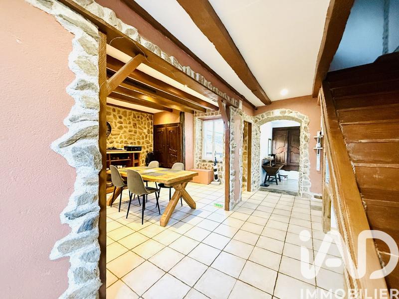 Maison - 146 m² - 4 pièces