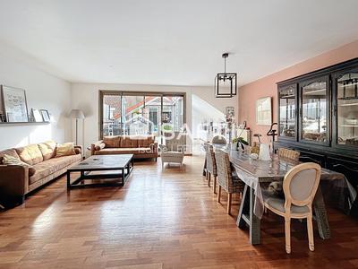 Maison de ville - 150 m² - 6 pièces