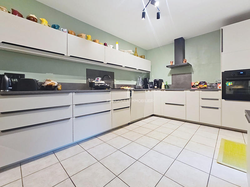 Appartement - 103 m² - 4 pièces