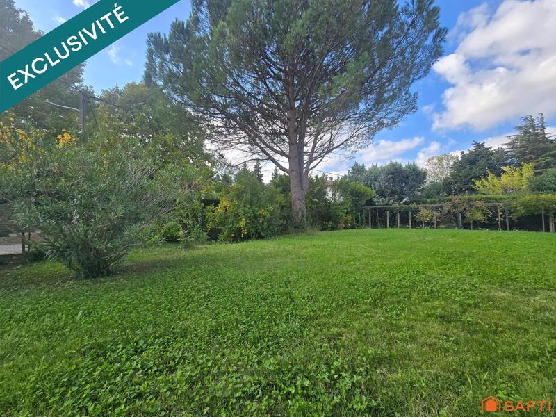 Maison - 225 m² - 10 pièces