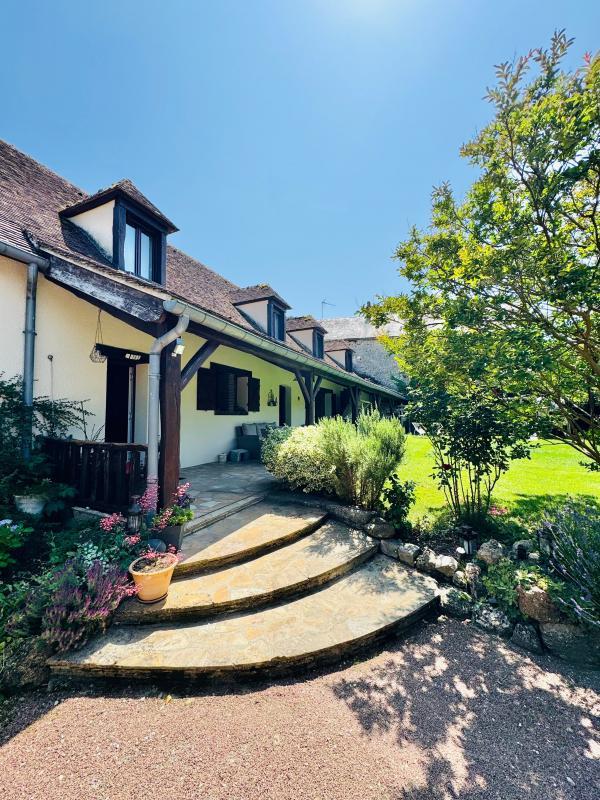 Gîte - 382 m² - 11 pièces