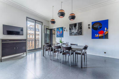 Appartement - 198 m² - 6 pièces