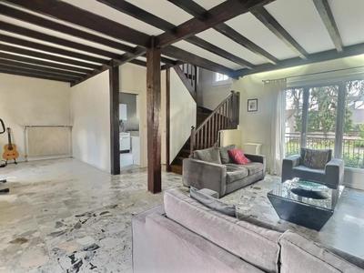 Maison - 83 m² - 4 pièces