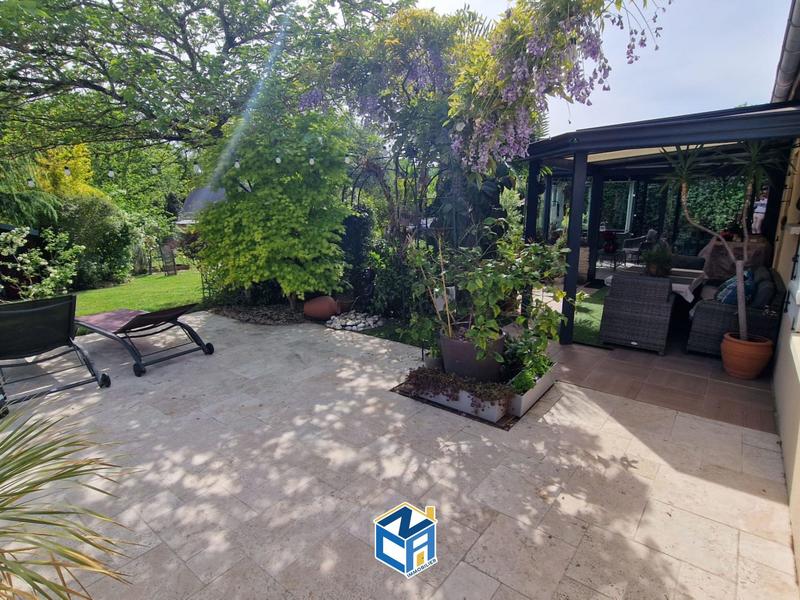 Maison - 120 m² - 5 pièces