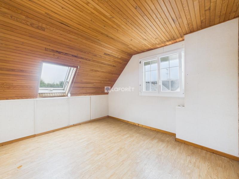 Maison - 98 m² - 4 pièces