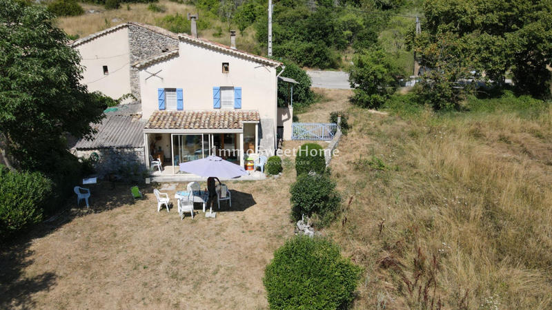 Mas - 71 m² - 5 pièces