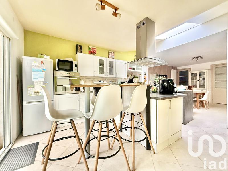 Maison - 180 m² - 6 pièces