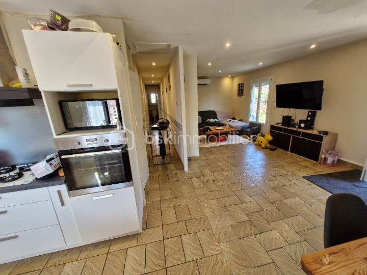 Maison traditionnelle - 126 m² - 4 pièces