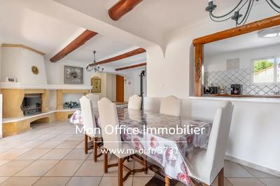 Maison - 190 m² - 4 pièces