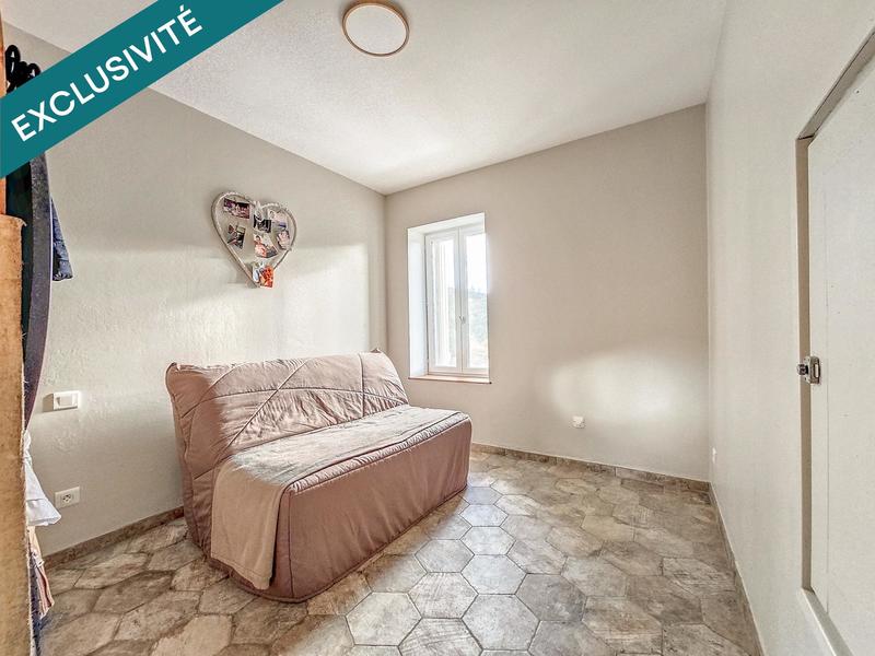 Maison - 140 m² - 3 pièces