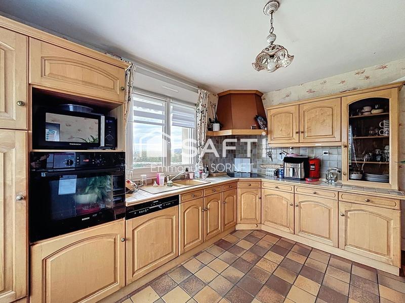 Maison - 149 m² - 8 pièces