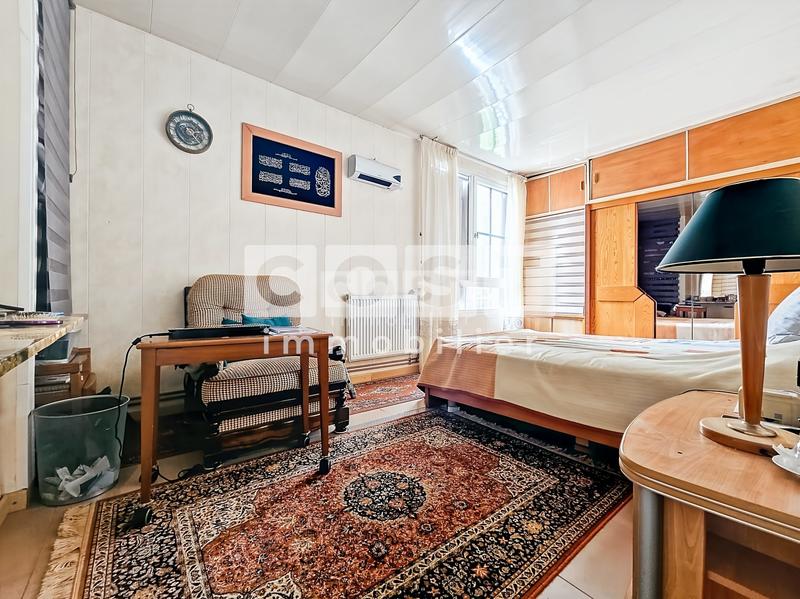 Maison - 96 m² - 5 pièces