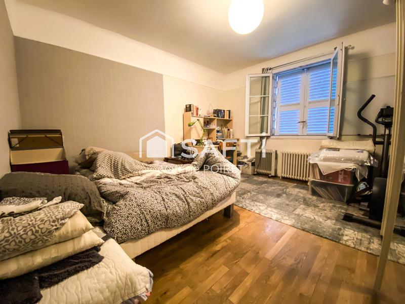 Maison de maîtres - 260 m² - 8 pièces