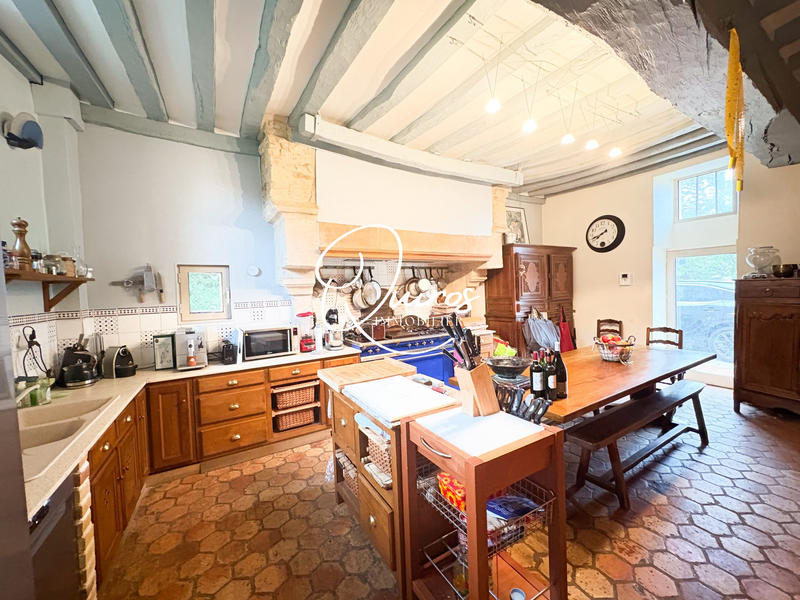 Bastide - 300 m² - 7 pièces