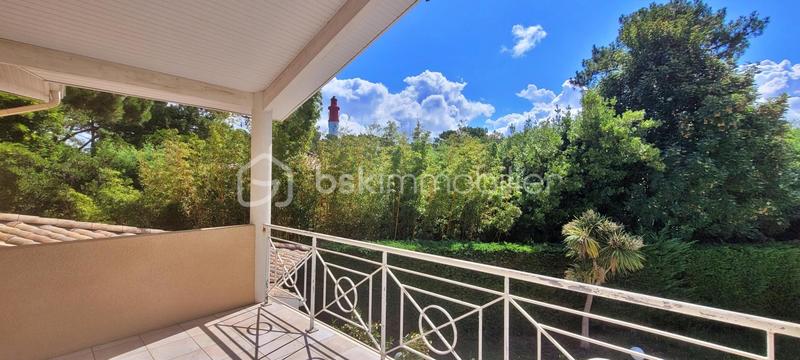 Villa - 185 m² - 7 pièces