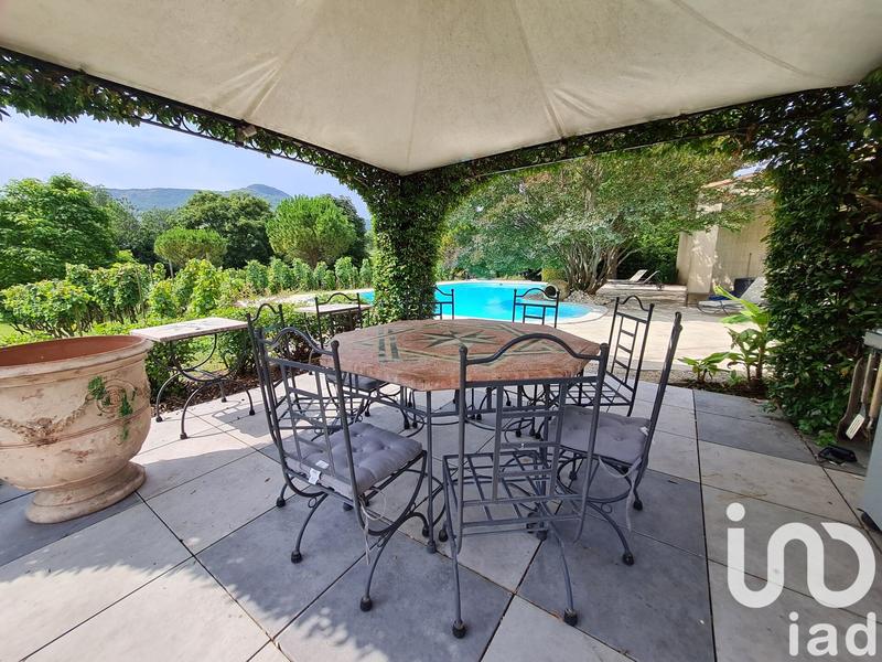 Maison de maîtres - 195 m² - 6 pièces