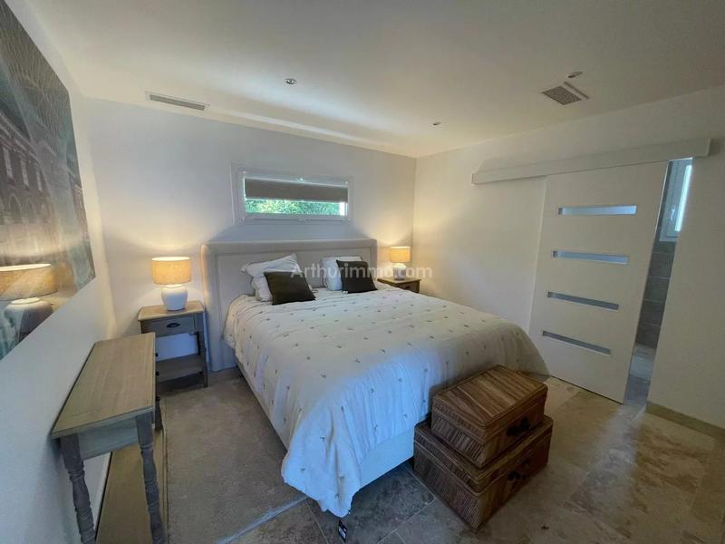 Appartement - 98 m² - 3 pièces