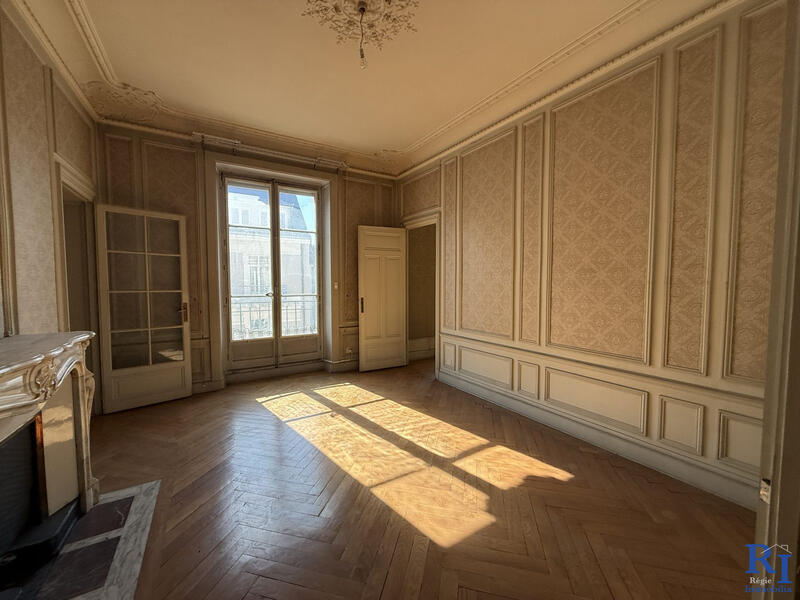 Appartement - 120 m² - 4 pièces