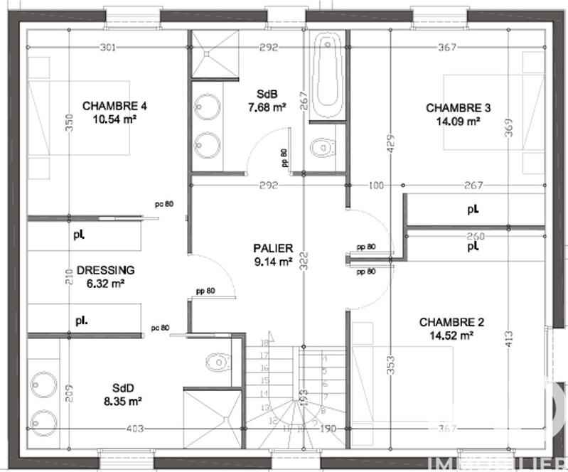 Maison - 227 m² - 7 pièces