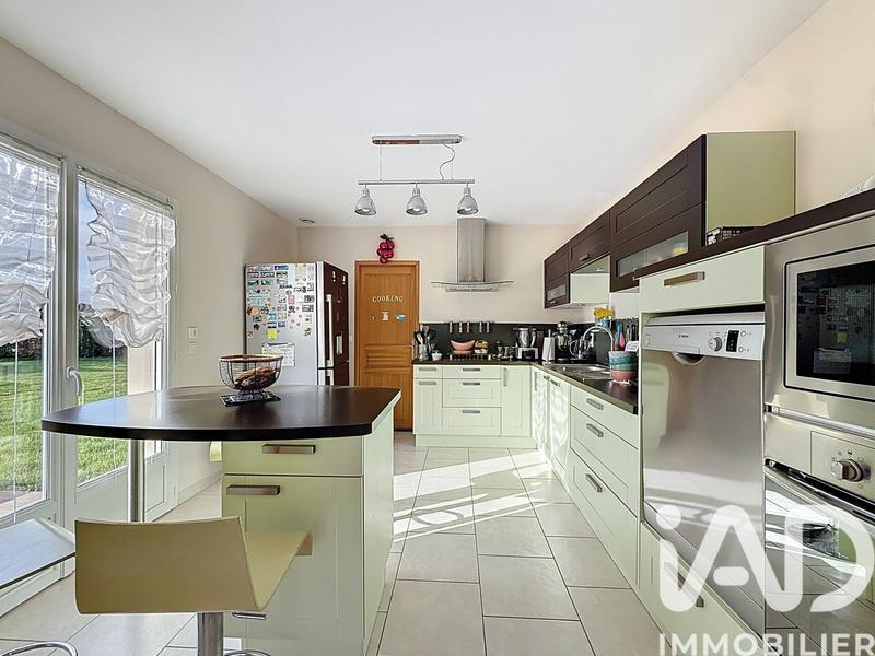 Maison - 143 m² - 6 pièces