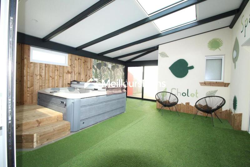 Maison - 123 m² - 6 pièces