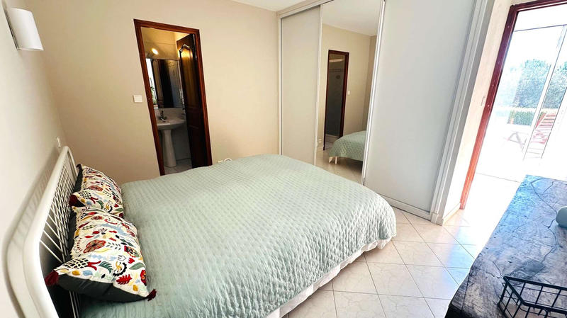 Villa - 250 m² - 10 pièces