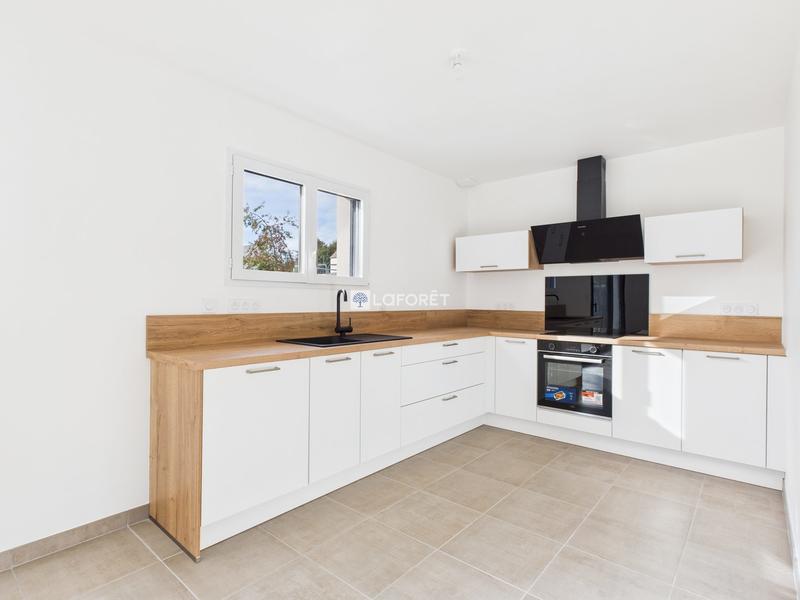 Maison - 111 m² - 5 pièces