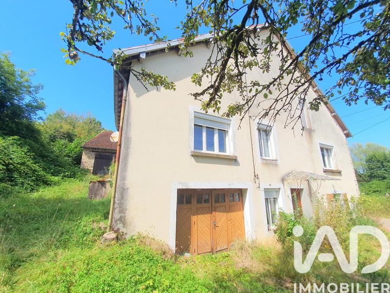 Maison - 210 m² - 7 pièces