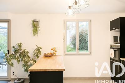 Maison - 93 m² - 5 pièces