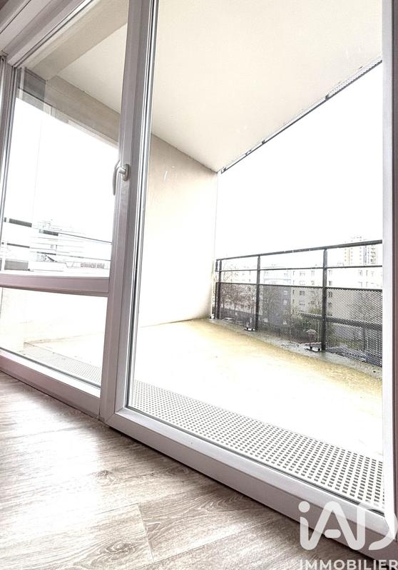 Appartement - 95 m² - 5 pièces