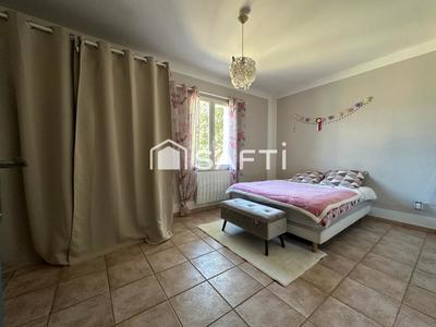 Maison - 130 m² - 6 pièces