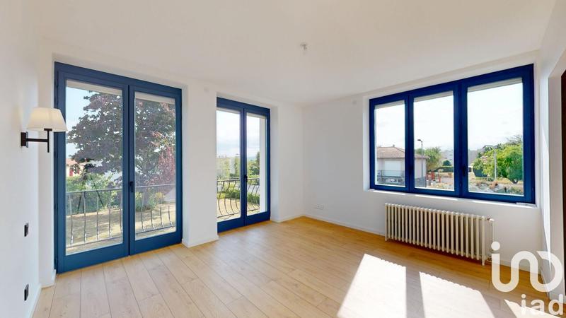 Maison - 256 m² - 9 pièces