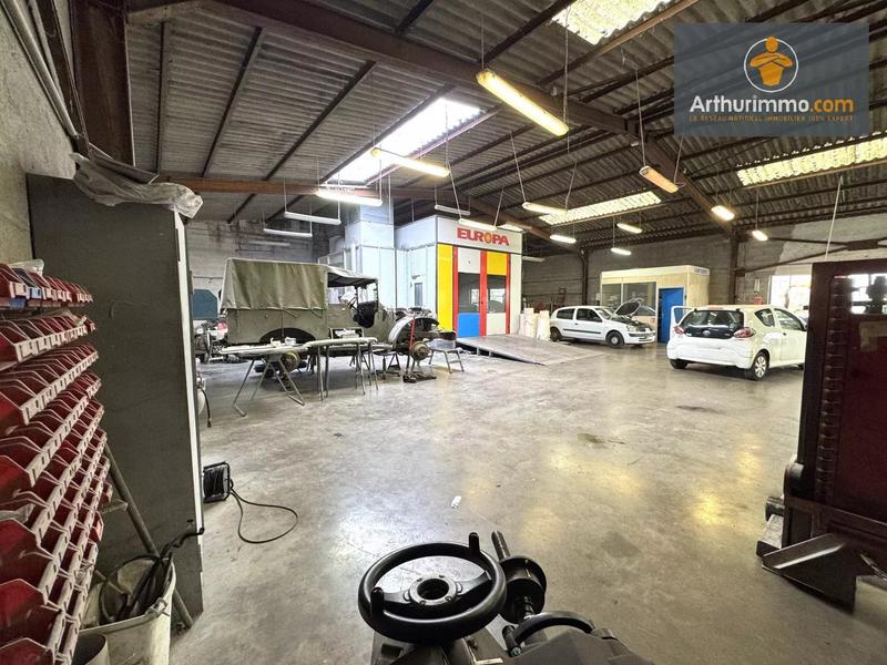 Bureau - 708 m² - 10 pièces