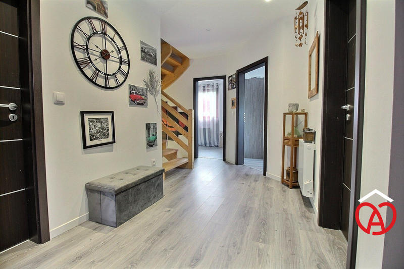 Maison - 106 m² - 5 pièces