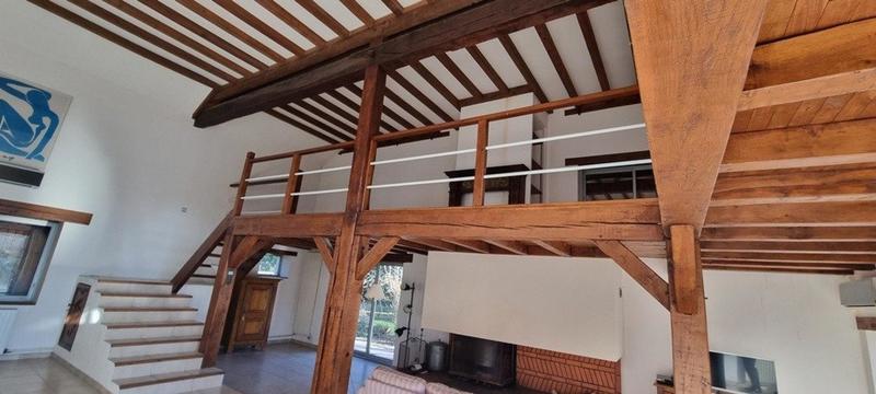 Maison - 390 m² - 10 pièces