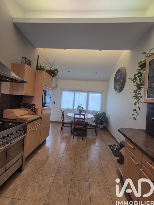 Maison - 96 m² - 4 pièces