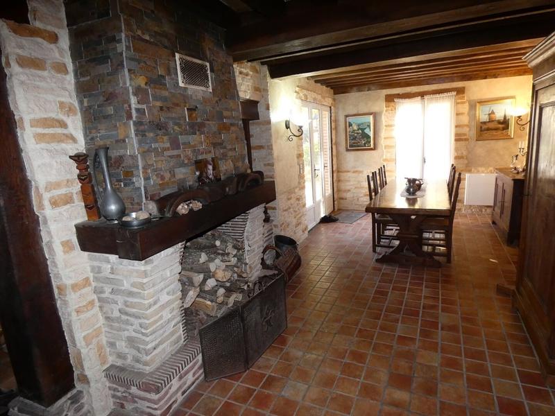 Maison - 194 m² - 6 pièces